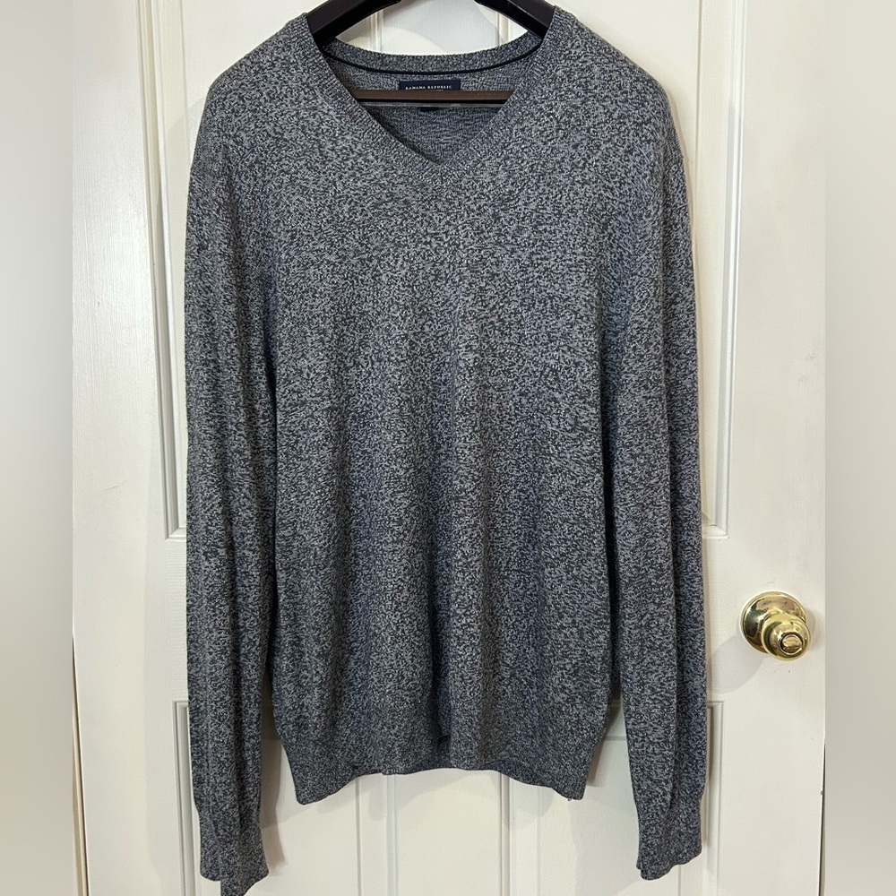 Banana Republic Men’s XL Silk Cashmere V Neck Sweater